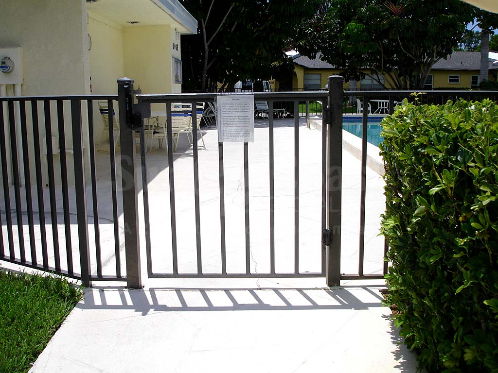 Forest Lakes Condos IV Community Pool Safety Fence